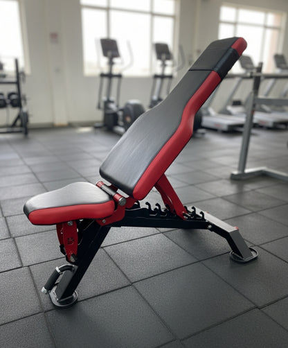 Adjustable Bench 1 for all angles.