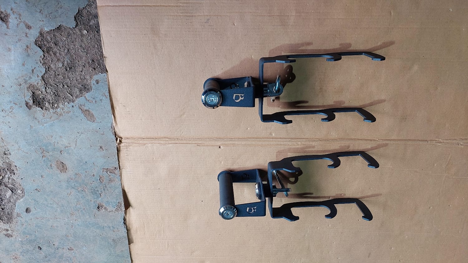 Rotating Grips for chin ups with hooks - FitMorf - FitMorf