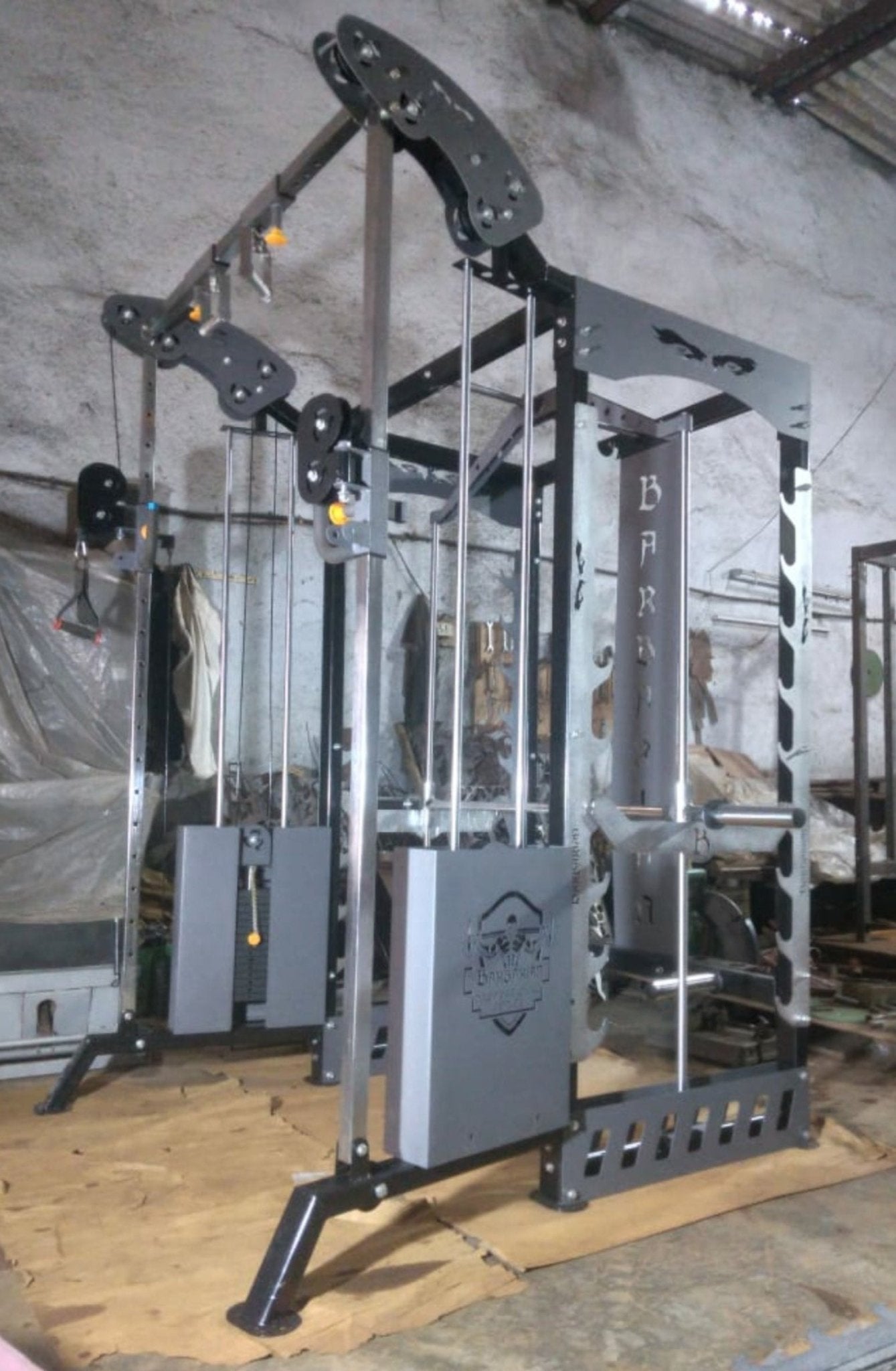 Smith Machine with Cable Cross Over Plus 360° Rotating Grip Chin